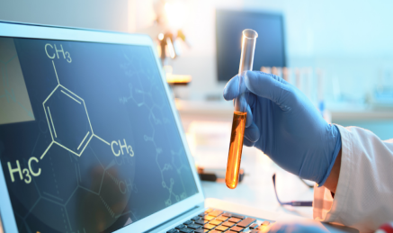 LIMS系统的设计与实现需要遵循哪些标准和准则？